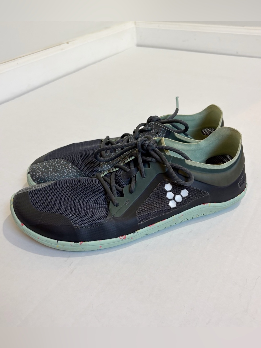 Vivobarefoot Primus Lite III Barefoot Shoes Women's Size 11.5 EU 43 Charcoal